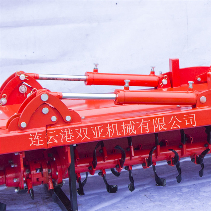 1477385121871442.jpg 水旱两用折叠旋耕机3_副本.jpg